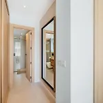 Modern & New Walk To Puerto Banus Апартаменты *