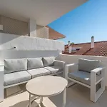 Modern & New Walk To Puerto Banus Марбелья