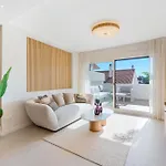 Modern & New Walk To Puerto Banus Марбелья