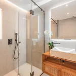 Modern & New Walk To Puerto Banus Апартаменты *