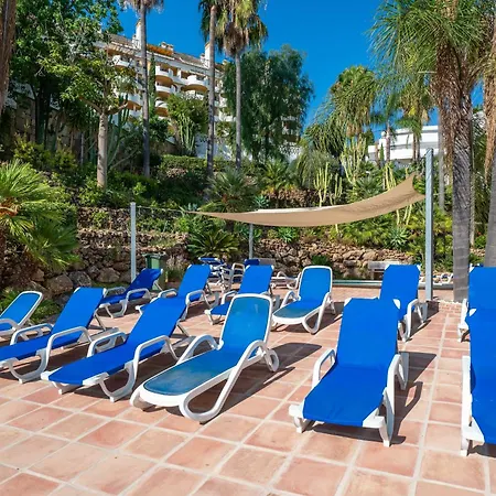 Modern & New Walk To Puerto Banus Marbella