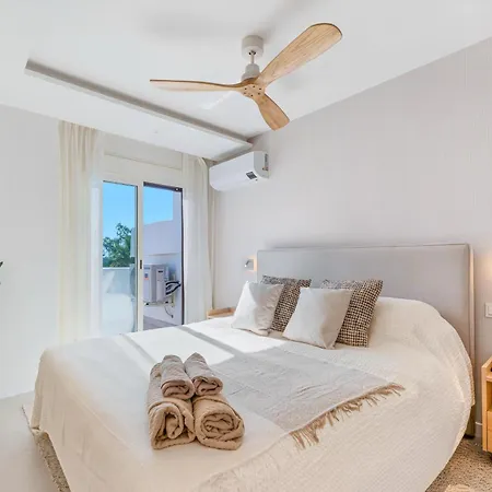 Lejlighed Modern & New Walk To Puerto Banus Marbella