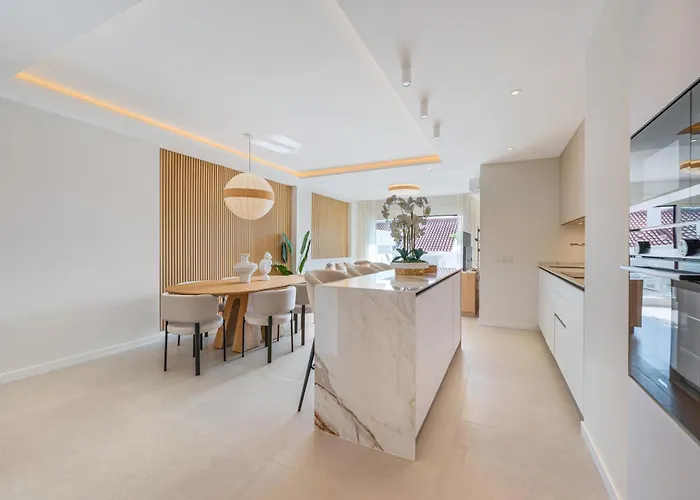 Apartment Modern & New Walk To Puerto Banus *