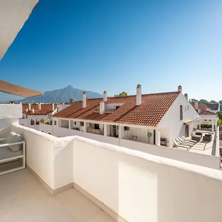 Modern & New Walk To Puerto Banus * 마르베야