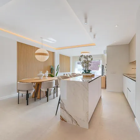 Апартаменти Modern & New Walk To Puerto Banus *