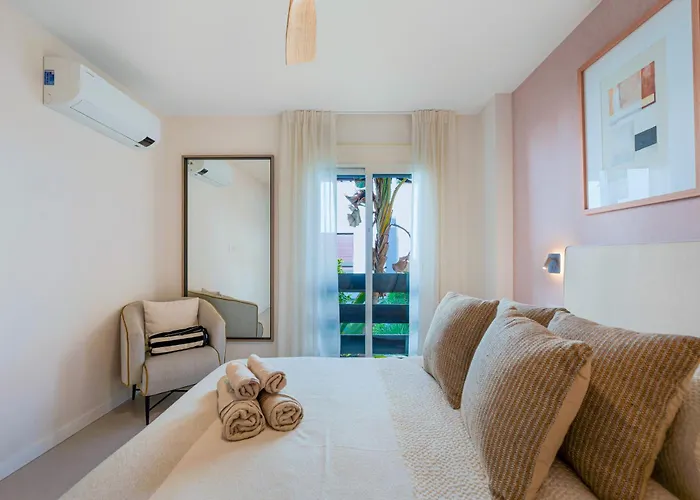 Modern & New Walk To Puerto Banus Marbella